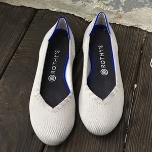 Rothys flat shoe Sz 9.5 Gray